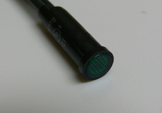 125VAC indicator lamp, flush lens, green color