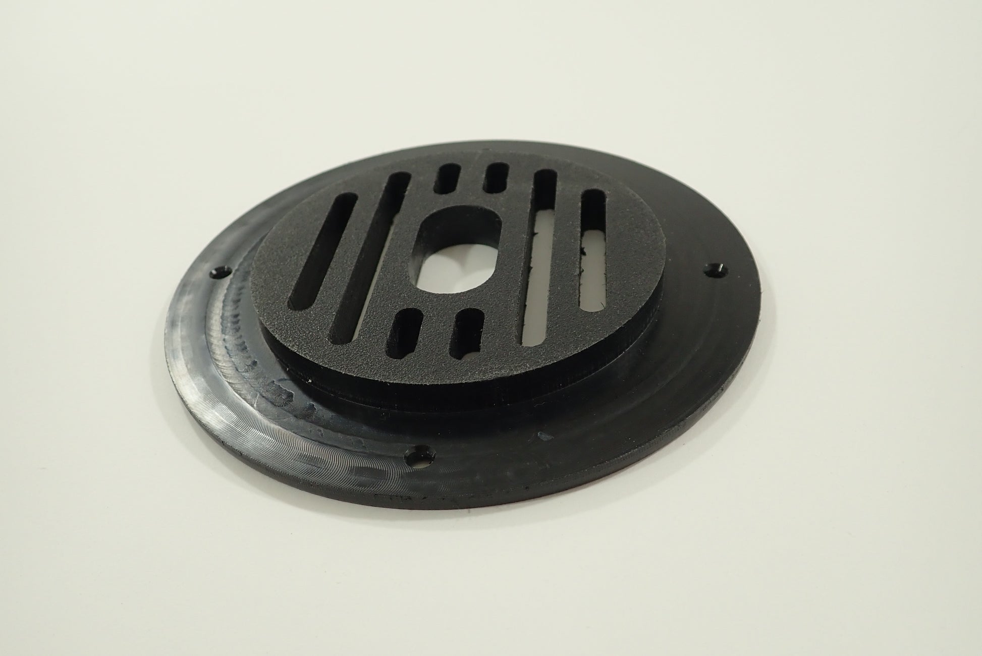 Vent 'N Serve® Round Divided Dish